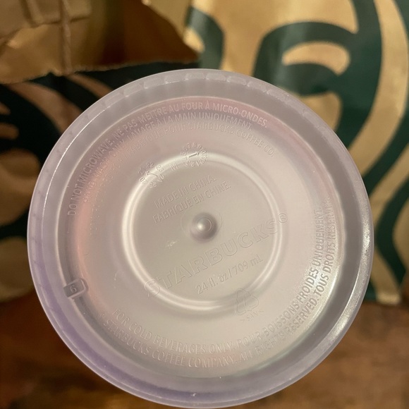 COPY - 2021 Starbucks Icy Lilac Studded Bling 24oz Tumbler Christmas Holiday Ve… - Picture 4 of 4